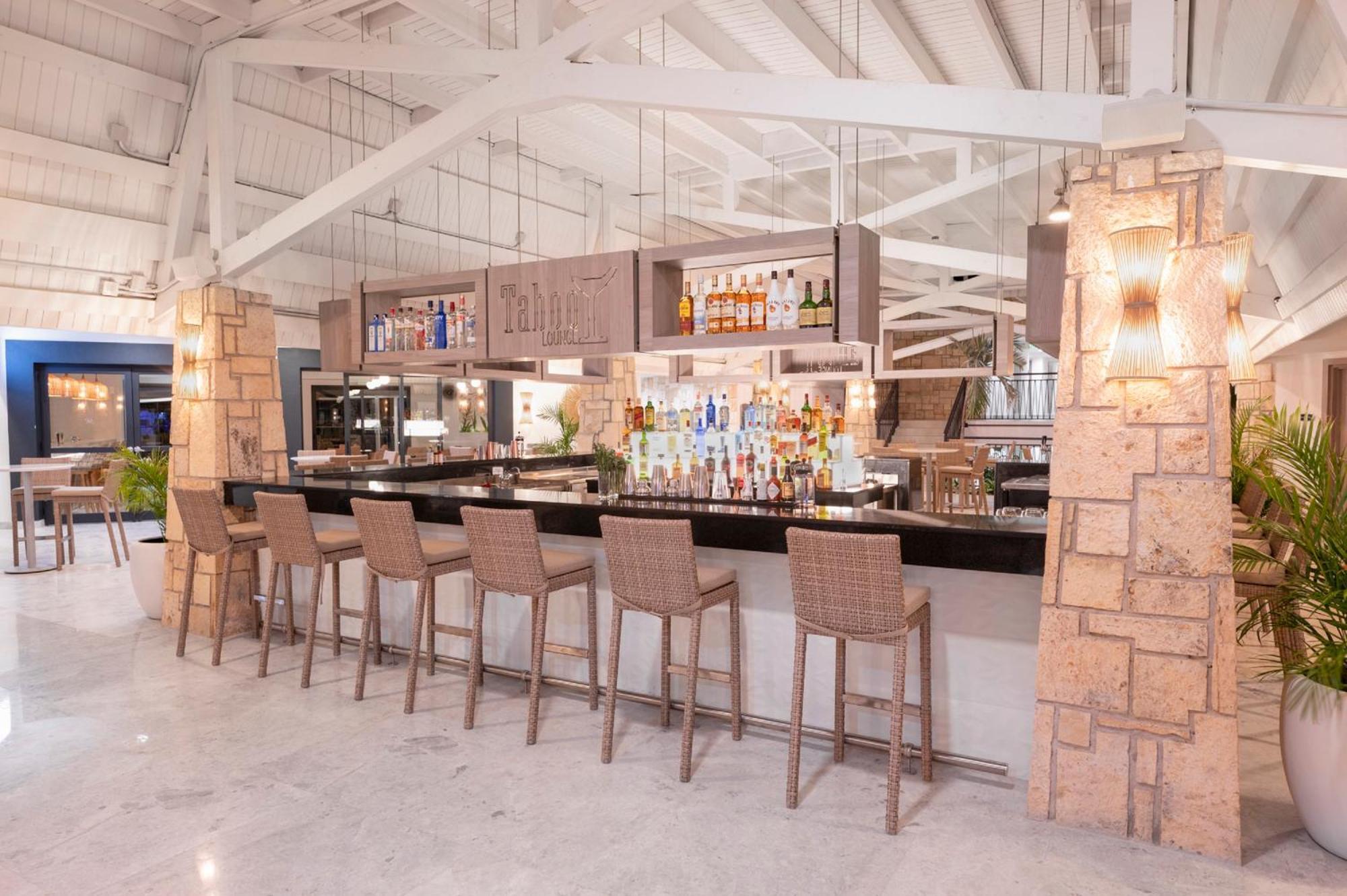 Royalton Chic Antigua, An Autograph Collection All-Inclusive Resort - Adults Only St. John's Extérieur photo